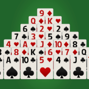 Pyramid Solitaire - Anywhere